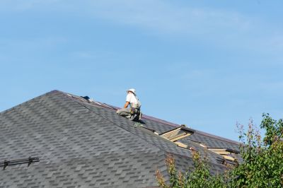 What to Expect During Roofing Projects